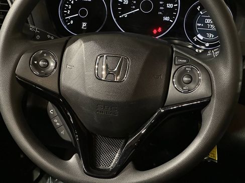 Used 2018 Honda HR-V LX image 20