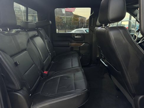 Used 2020 Chevrolet Silverado 2500 High Country w/ Technology Package image 13