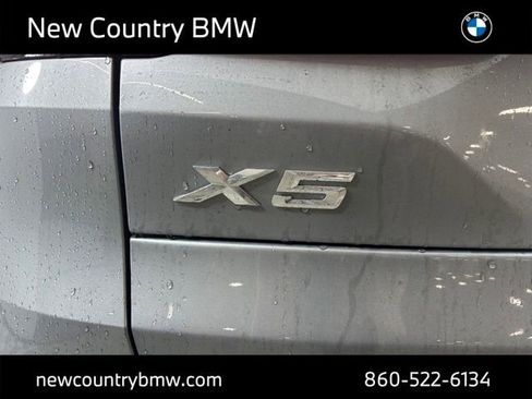 New 2026 BMW X5 xDrive40i w/ Premium Package image 10
