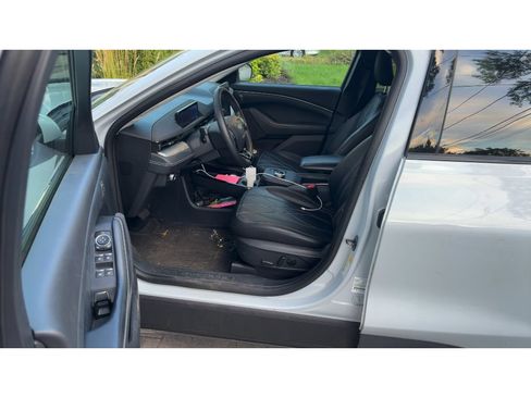 Used 2022 Ford Mustang Mach-E Select AWD/4WD image 7