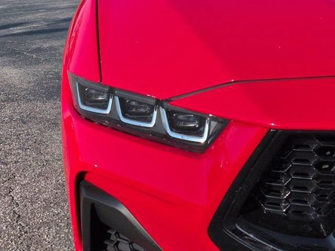 Used 2024 Ford Mustang GT Premium RWD image 9