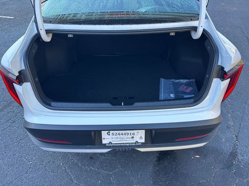 New 2025 Kia K4 LXS image 18