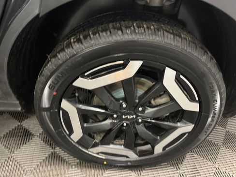 Certified 2023 Kia Telluride S w/ S Sunroof Package image 27