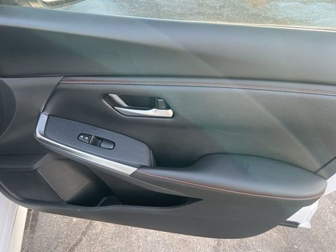 Certified 2024 Nissan Sentra SR image 22