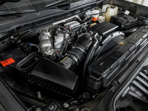 Used 2022 Chevrolet Silverado 2500 LTZ w/ LTZ Plus Package image 52