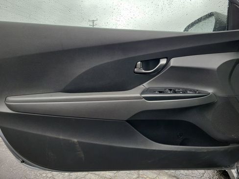 Used 2019 Hyundai Veloster Turbo Ultimate image 12