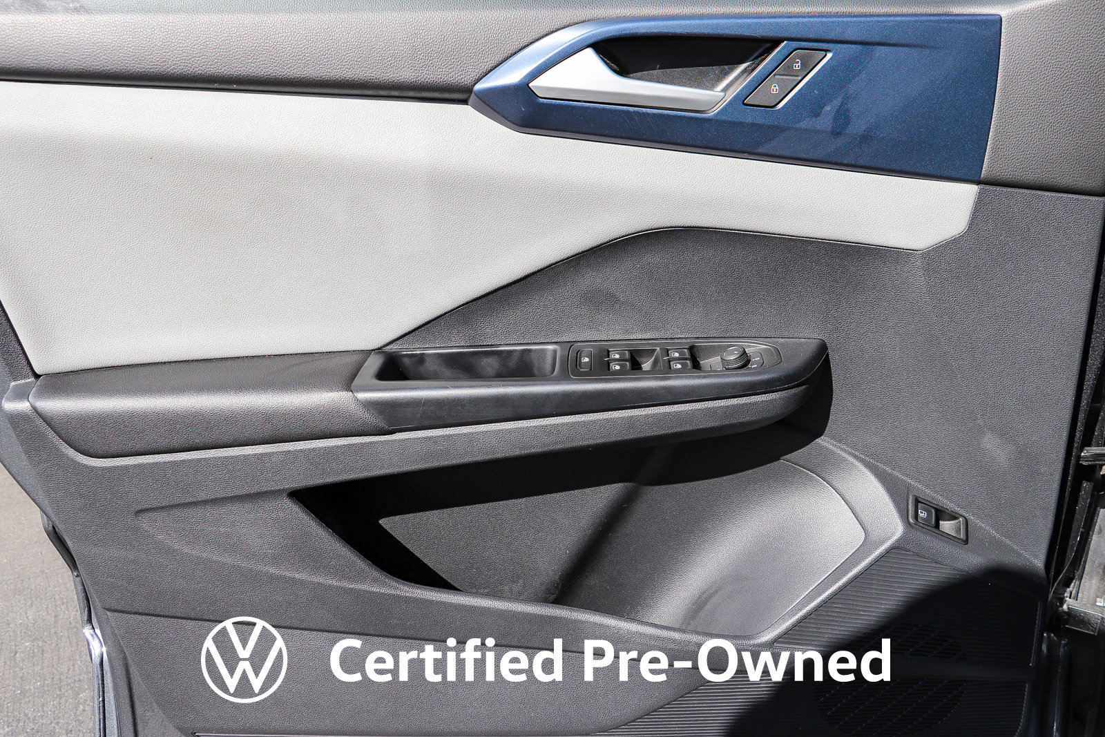 Certified 2023 Volkswagen Taos SE w/ Panoramic Sunroof Package FWD image 23