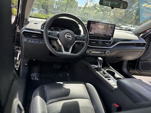 Used 2023 Nissan Altima 2.0 SR image 36