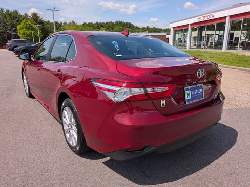Used 2020 Toyota Camry LE w/ Convenience Package AWD/4WD image 3