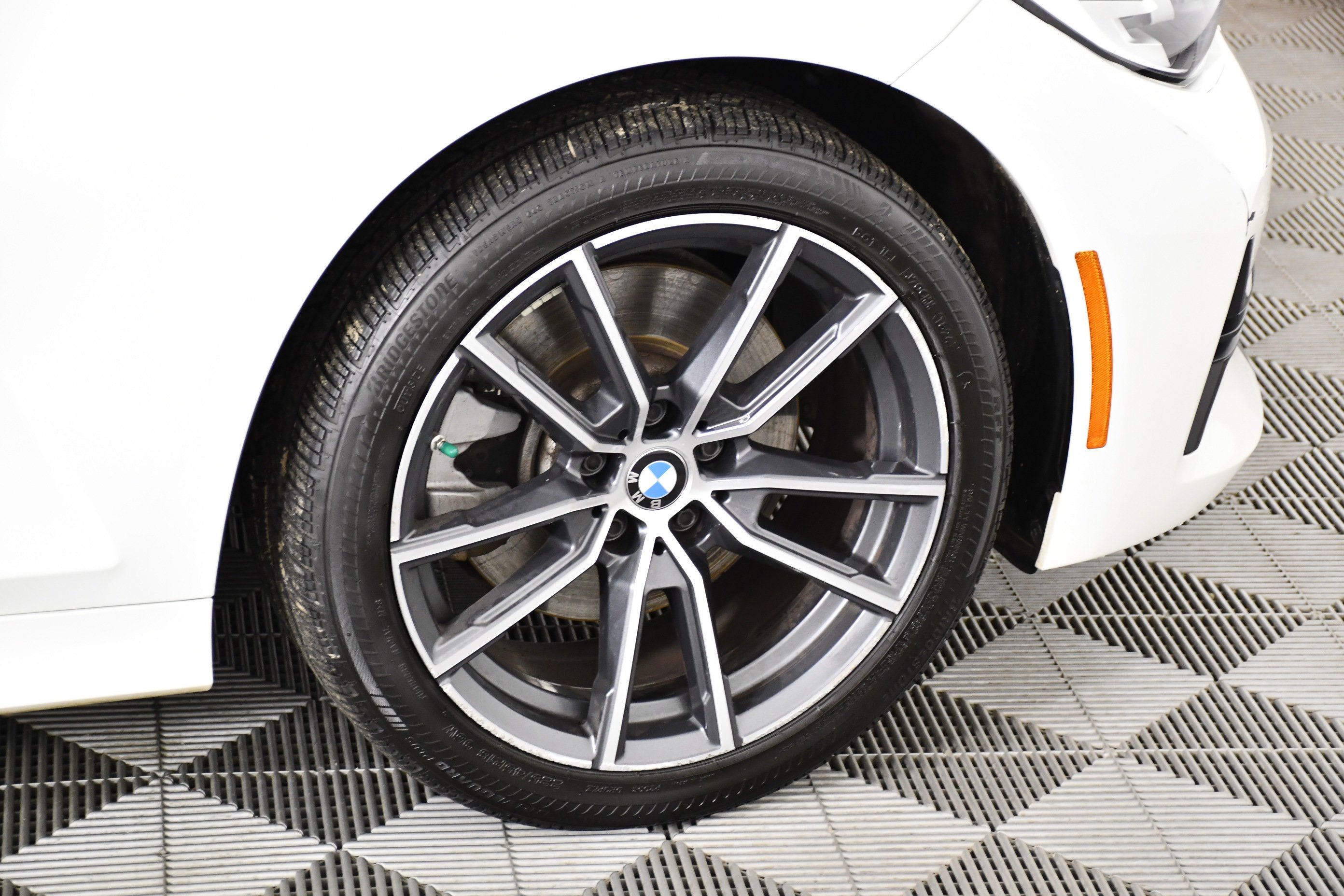 Used 2019 BMW 330i xDrive Sedan w/ Driving Assistance Package AWD/4WD image 52