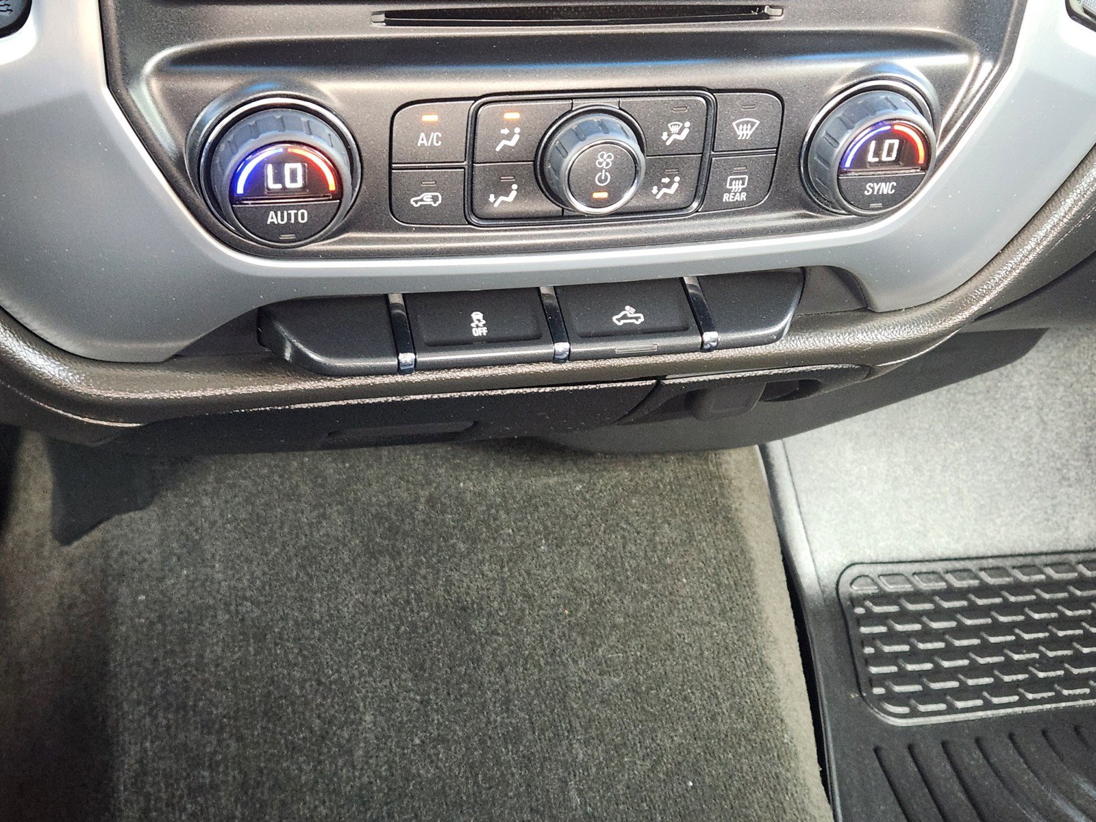 Used 2015 GMC Sierra 1500 SLE w/ Texas SLE Value Package RWD image 14