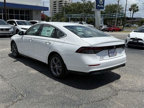 Used 2023 Honda Accord EX-L image 7