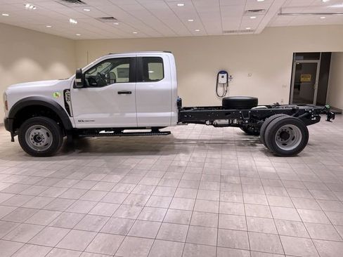 New 2025 Ford F450 XL AWD/4WD image 2
