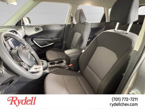 Used 2024 Kia Soul LX w/ Option Group 015 image 10