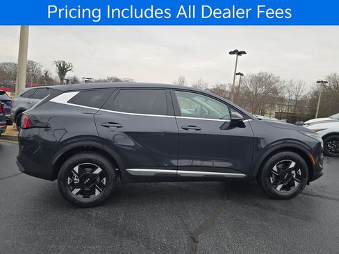 New 2026 Kia Sportage LX w/ LX Convenience Package FWD image 2