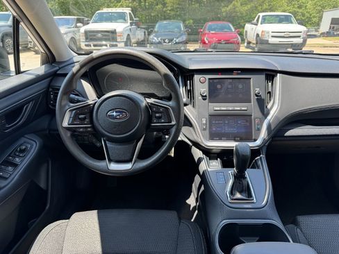 Used 2021 Subaru Outback AWD/4WD image 20