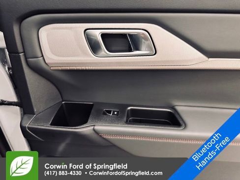 New 2026 Ford Explorer Active w/ Active Comfort Package image 16