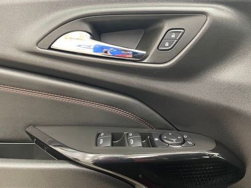 Used 2025 Chevrolet Trax RS w/ Driver Confidence Package FWD image 11