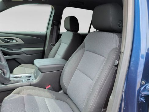 Used 2023 Chevrolet Traverse LT AWD/4WD image 17