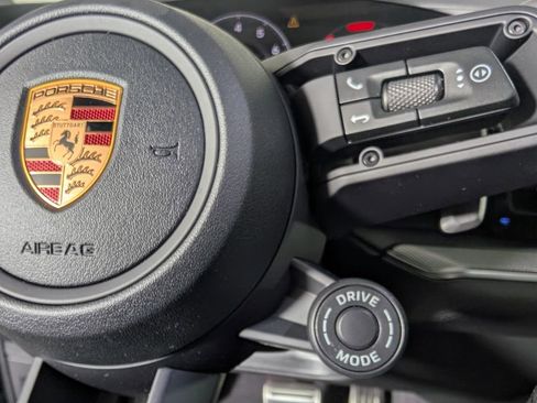 New 2026 Porsche Cayenne S image 40