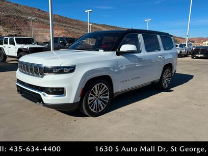 Used 2022 Jeep Grand Wagoneer Series III w/ Rear Seat Video Group 1