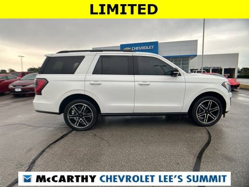 Used 2021 Ford Expedition Limited image 15