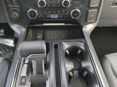 Used 2025 Ford F150 Lariat w/ Equipment Group 501A Mid AWD/4WD image 24