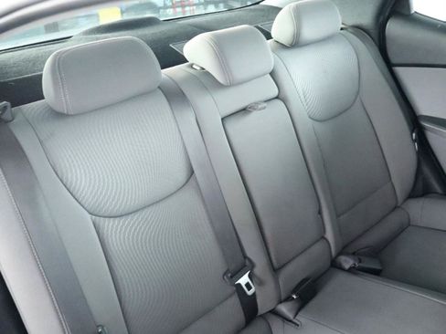 Used 2015 Hyundai Elantra SE FWD image 33