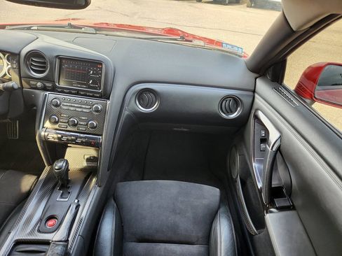 Used 2012 Nissan GT-R Premium AWD/4WD image 24