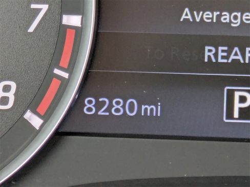 Used 2024 Nissan Frontier SV w/ Hardbody Edition image 31