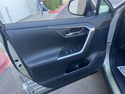 Used 2023 Toyota RAV4 XSE AWD/4WD image 13
