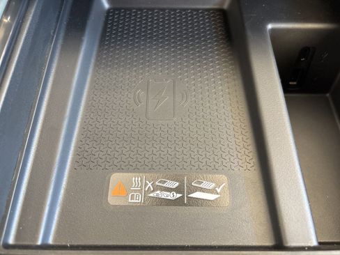 New 2026 GMC Acadia AT4 image 27