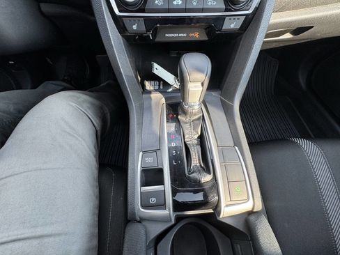 Used 2018 Honda Civic EX-T image 39