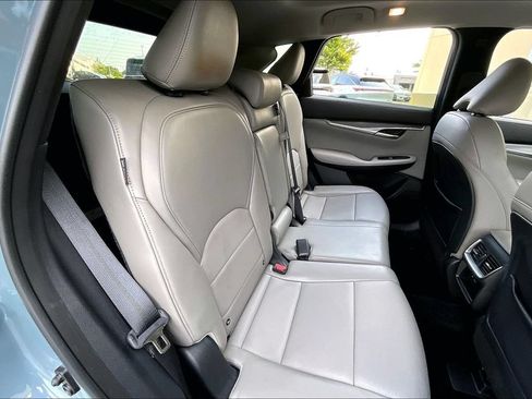Certified 2023 INFINITI QX50 Luxe FWD image 30