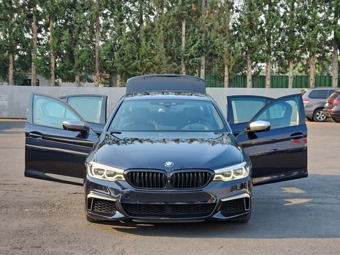 Used 2019 BMW M550i xDrive w/ Premium Package 2 AWD/4WD image 45