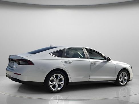 Used 2024 Honda Accord LX image 6