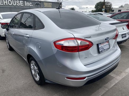 Used 2016 Ford Fiesta SE FWD image 9