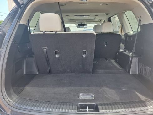 Used 2025 Kia Telluride S FWD image 24