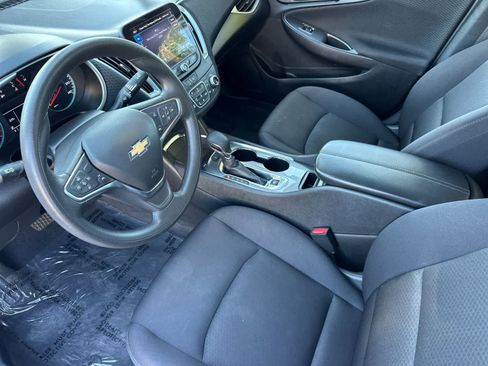 Used 2024 Chevrolet Malibu LT FWD image 12