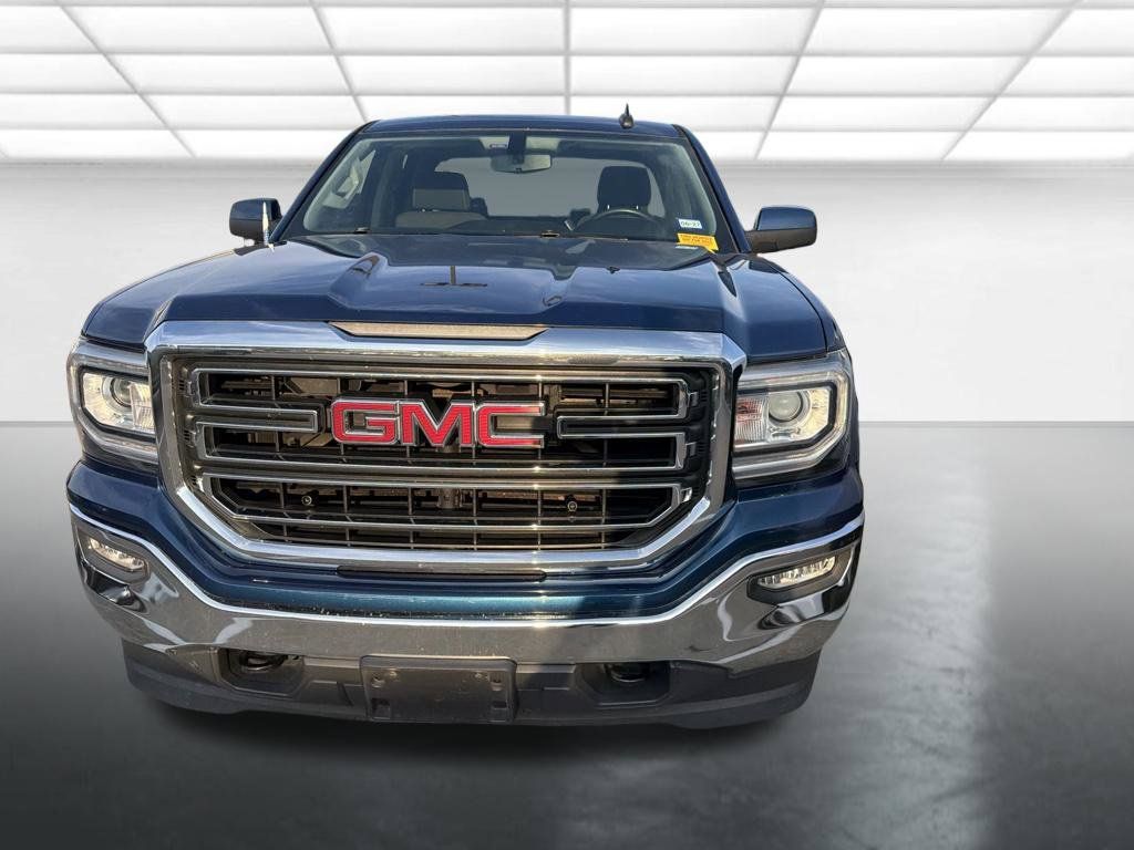 Used 2017 GMC Sierra 1500 SLE w/ SLE Value Package AWD/4WD image 6