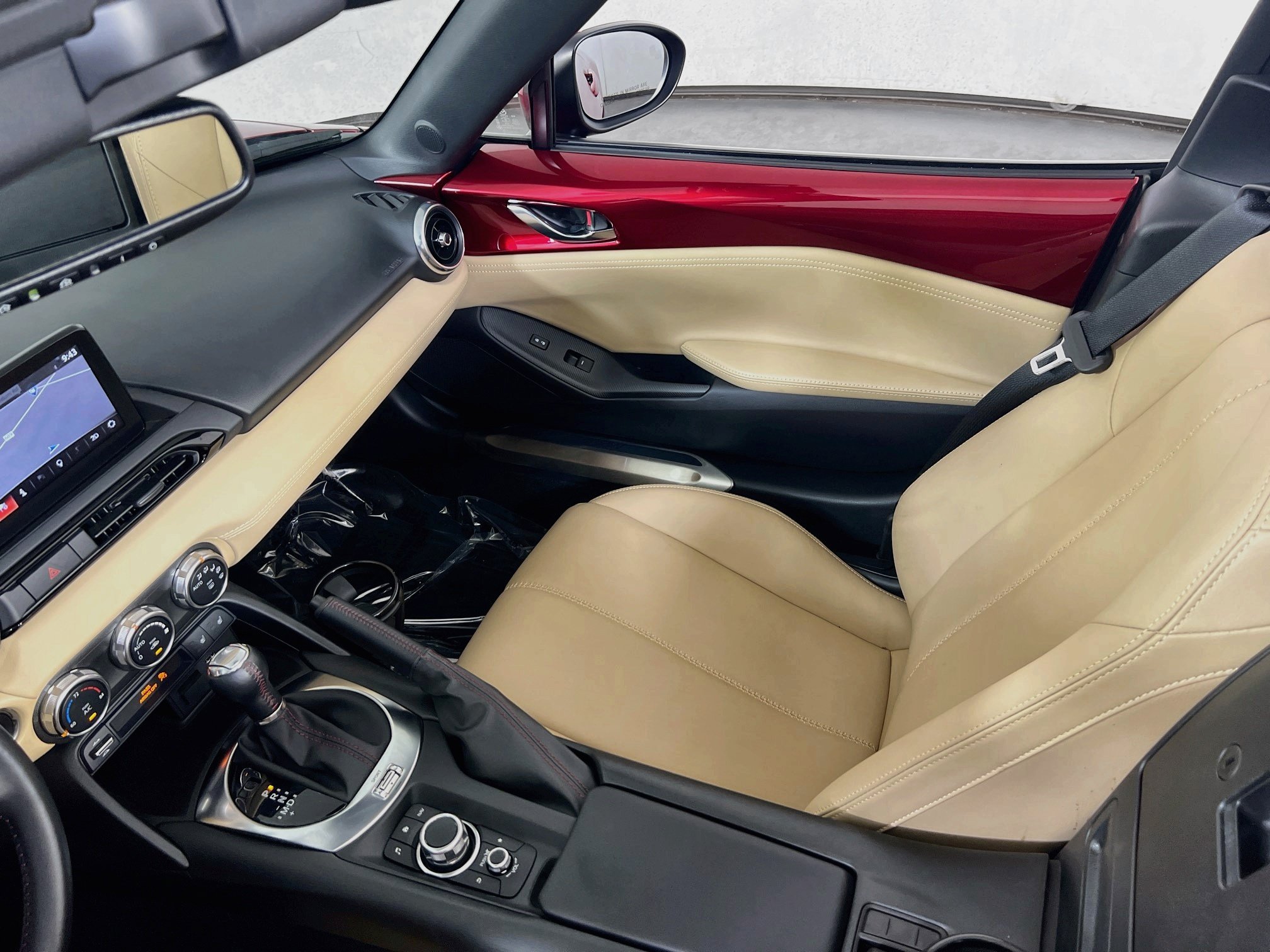 Used 2019 MAZDA MX-5 Miata RF Grand Touring RWD image 23
