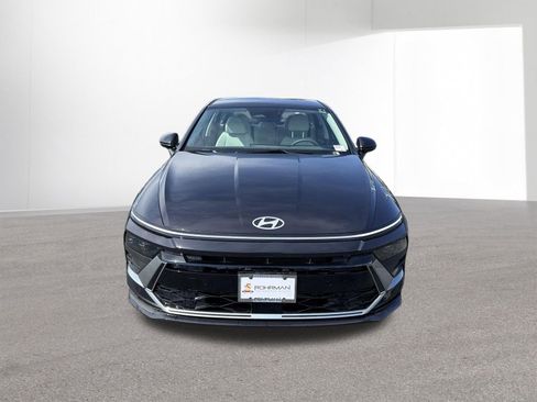 New 2026 Hyundai Sonata SE FWD image 3