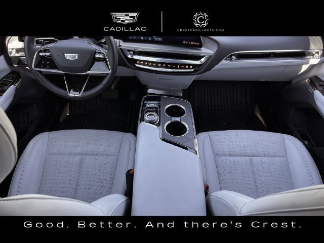 Used 2024 Cadillac Lyriq Luxury AWD/4WD image 12