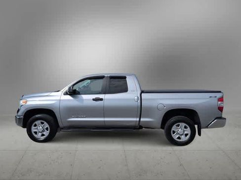 Used 2016 Toyota Tundra SR5 AWD/4WD image 5