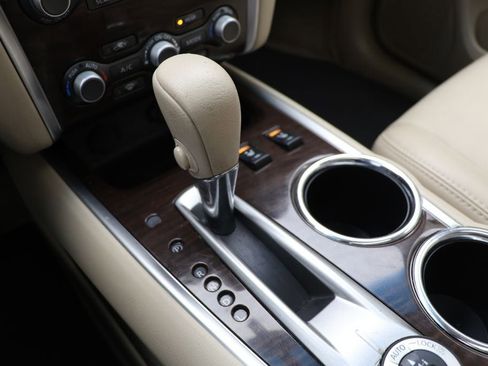 Used 2015 Nissan Pathfinder SL w/ SL Premium Package image 31