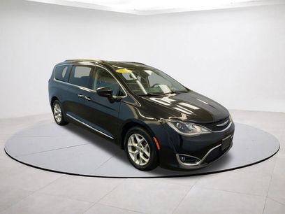 Certified 2017 Chrysler Pacifica Touring-L w/ Tire & Wheel Group