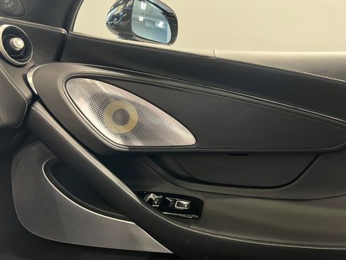 New 2026 McLaren GTS image 31