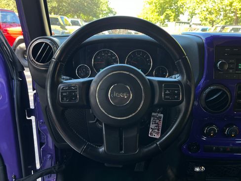 Used 2018 Jeep Wrangler Unlimited Sport S image 18