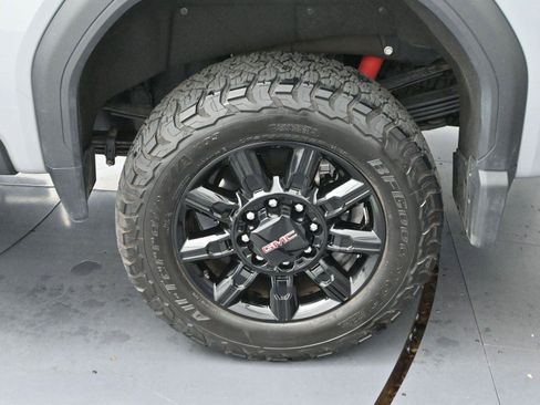 Used 2024 GMC Sierra 3500 AT4 w/ AT4 Premium Plus Package image 32