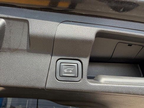 Used 2019 GMC Acadia Denali image 5